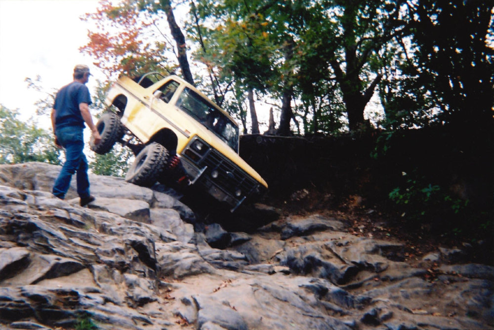 Bronco 2.jpg