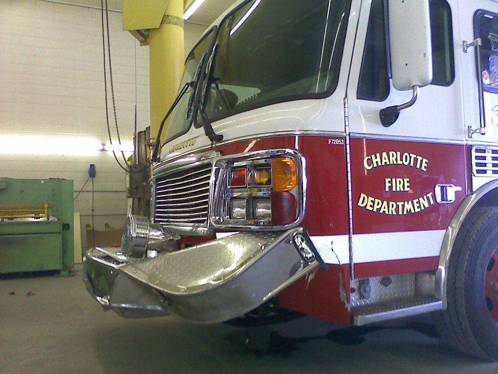 charlotte wreck front driver corner.jpg