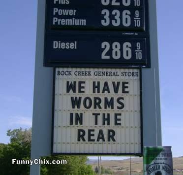 ef09813f3302b186e89dd26a9e500cf7--worms-funny-signs.jpg