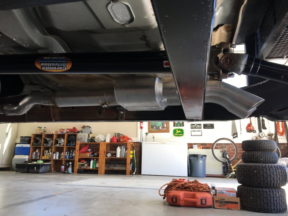 Exhaust.JPG