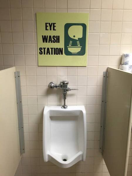 eye wash.jpg