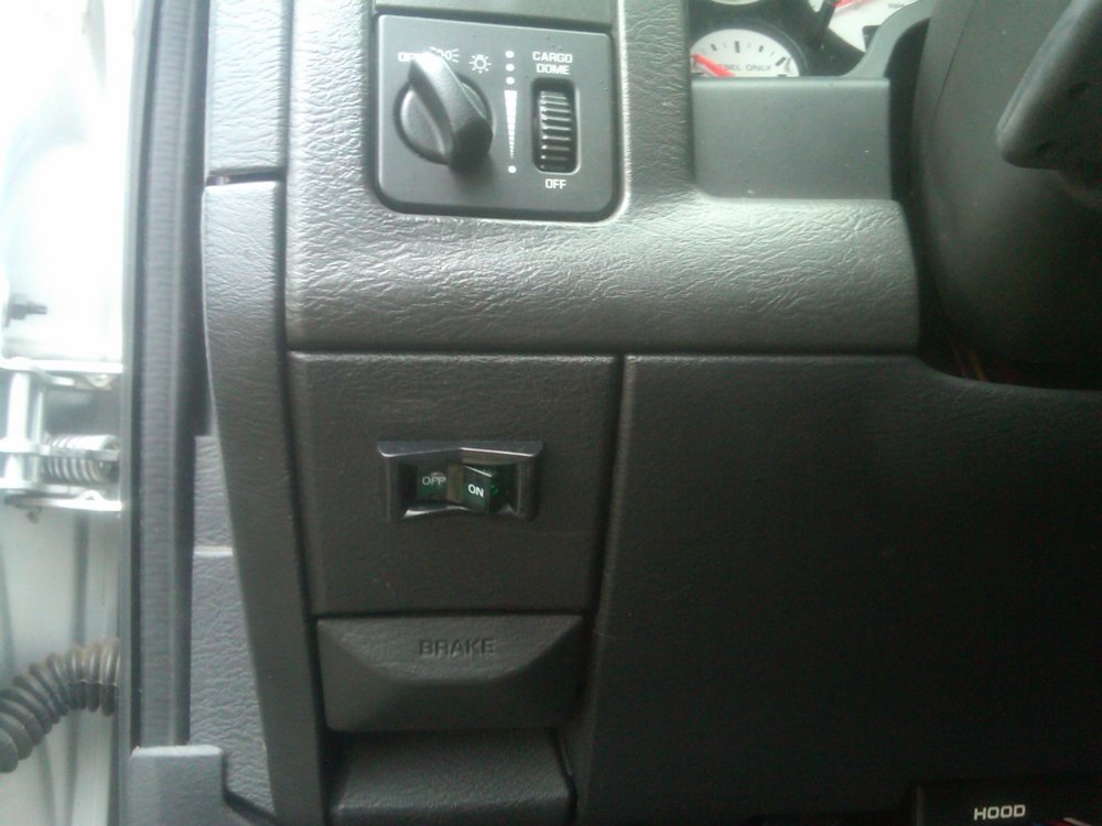 fog light switch.jpg