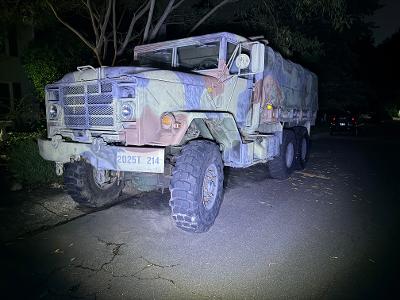 front drivers side of 5 ton.jpg