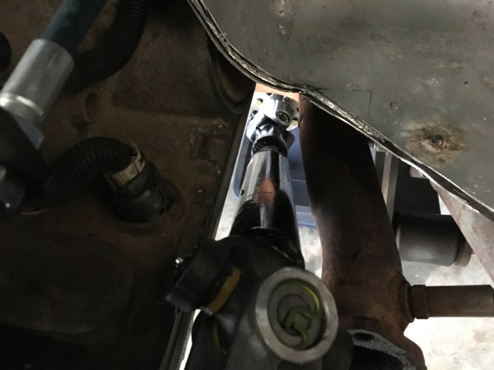 Front Driveshaft Like A Glove.JPG