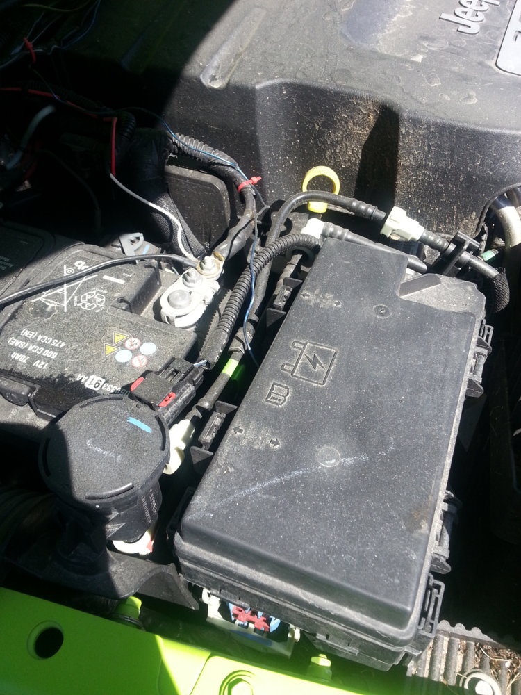 Fuse box.jpg