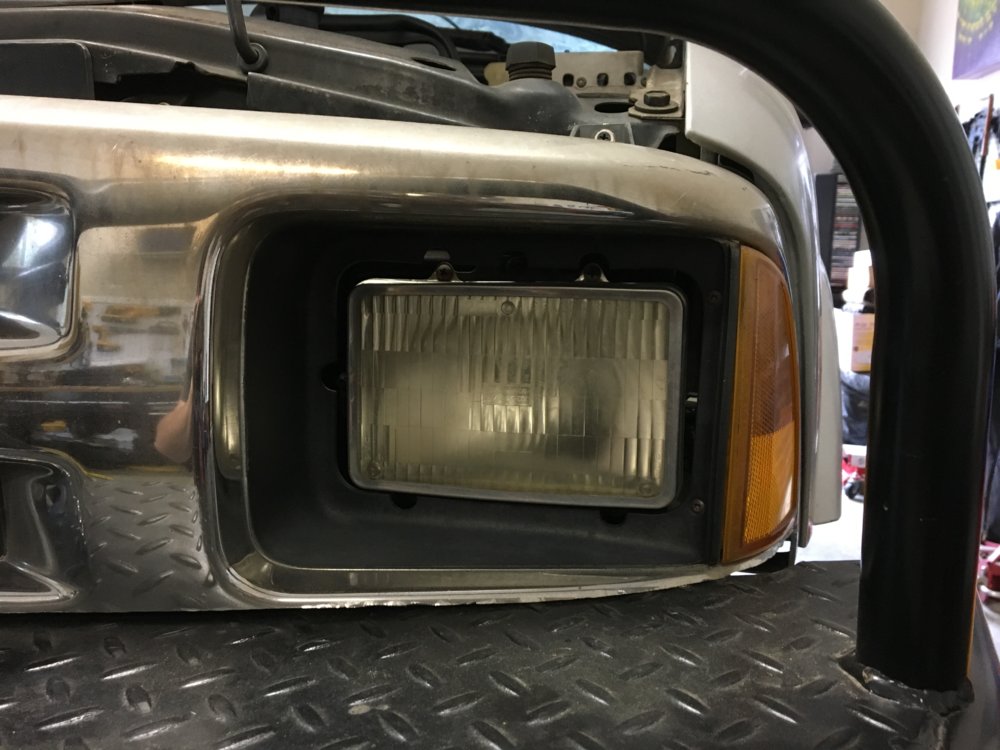 Headlight Old.JPG