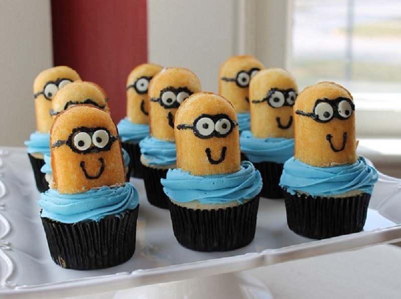 how-to-make-minion-cupcakes-recipe-by-cupcakepedia11.jpg