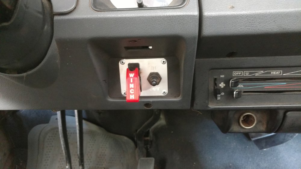 In-cab winch switch.jpg