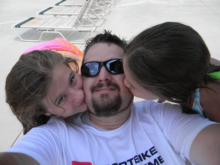 kiss.jpg