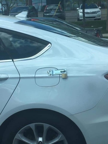 lock.jpg