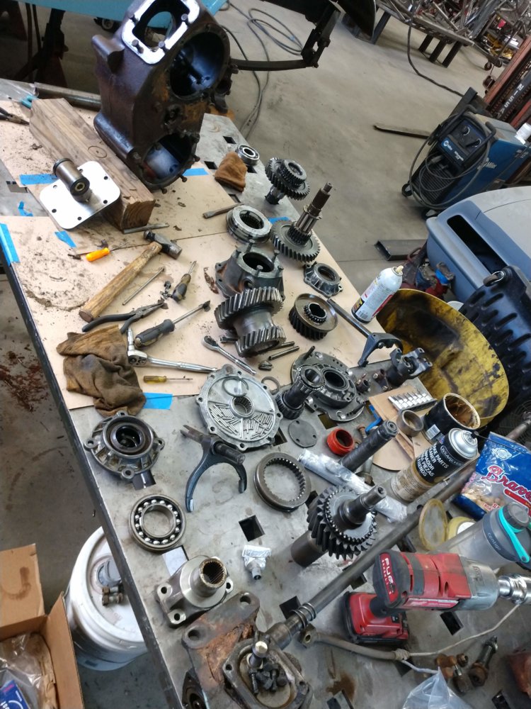 M37 NP205 torn apart.jpg