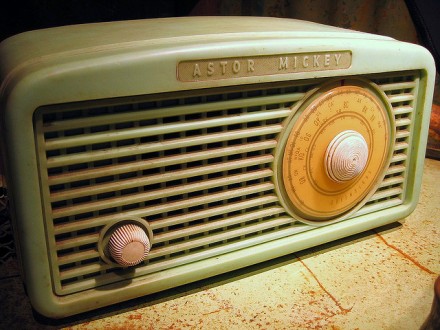 radio-conlan-e1445280242359.jpg