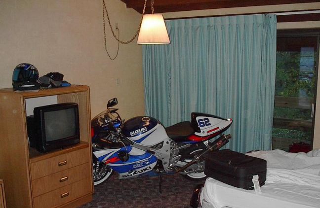 room1.jpg