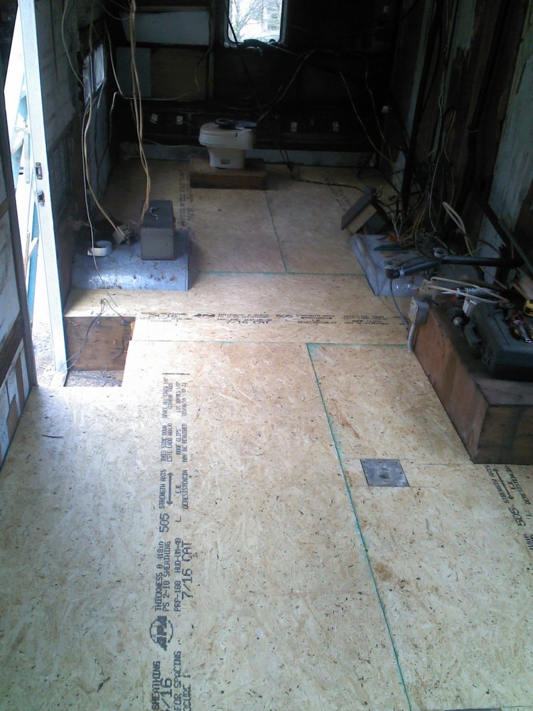 RV new floor whole pic.jpg