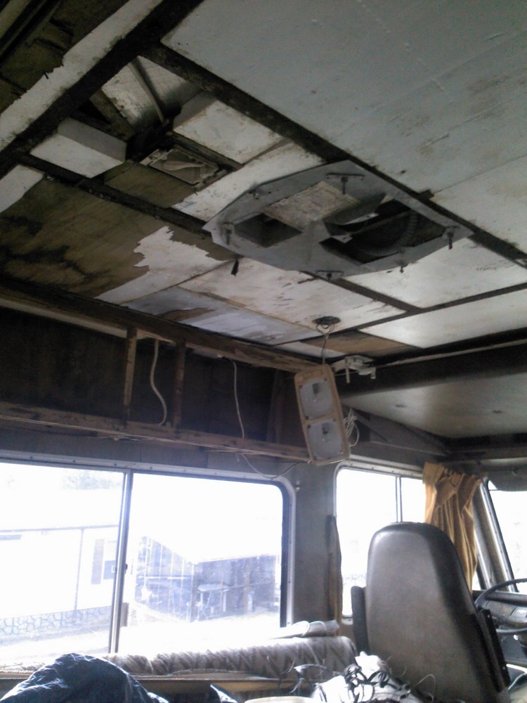 RV phase 1 ceiling front area.jpg