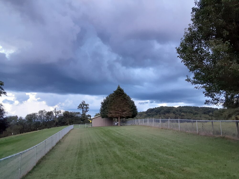 storm rolling in.jpg