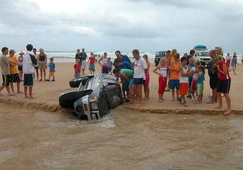 suv-beach-buried.jpg