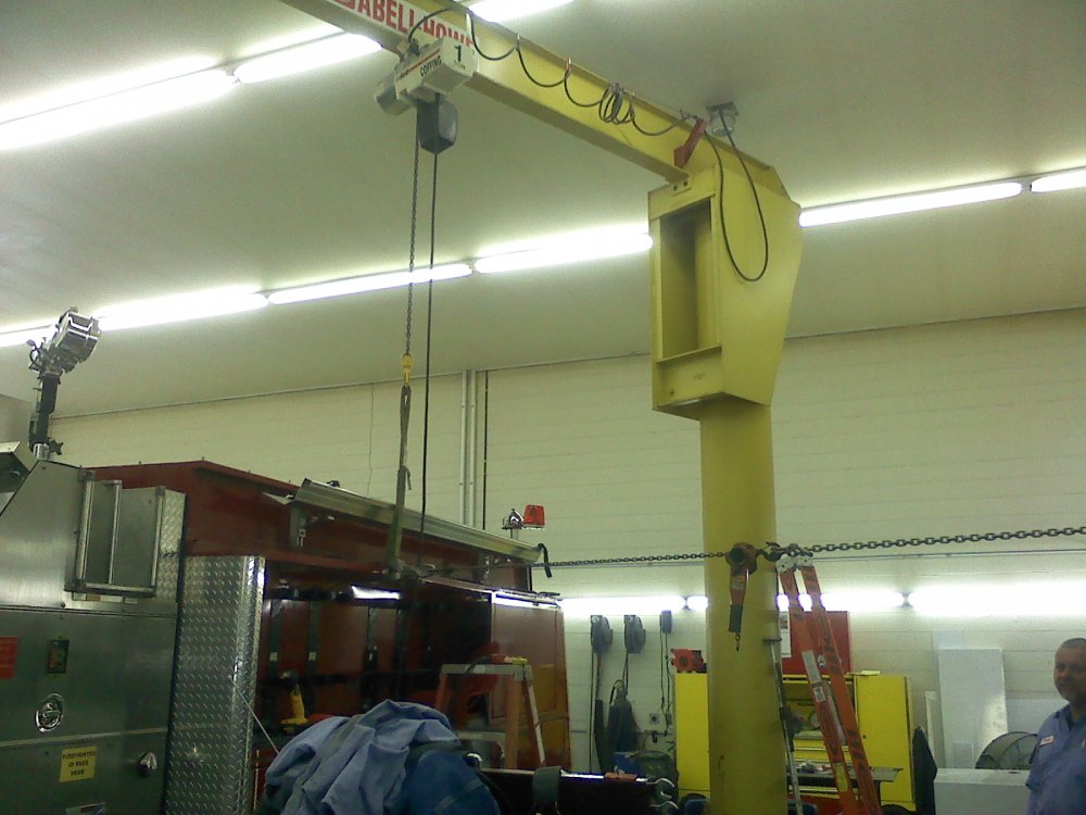 top pull with crane.jpg