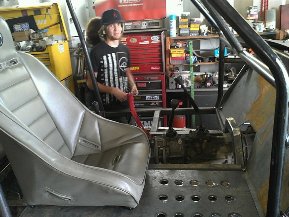 toy4sidefloorpan.jpg