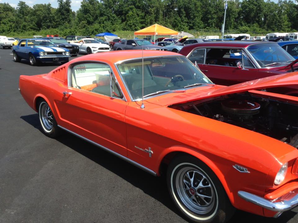 35333703_887233794794306_3596549710376075264_n