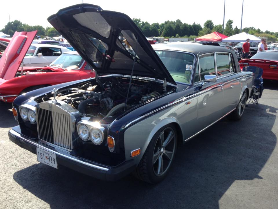 35376911_887233341461018_5858927362791440384_n