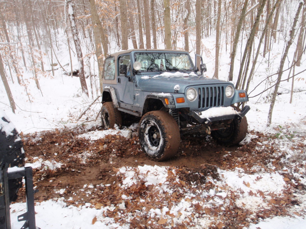 my jeep pics 006.jpg