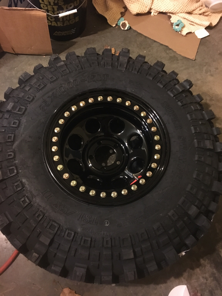 Mounting a tire on a bead lock wheel help NC4x4