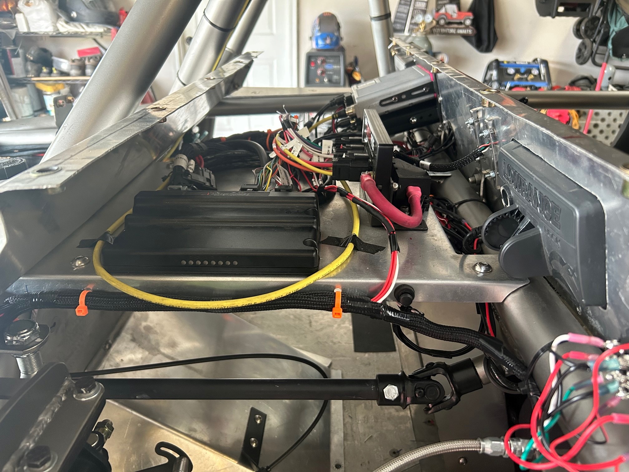 dash wiring complete.jpg