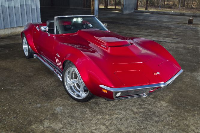 30-1969-corvette-front-view-hood.jpg