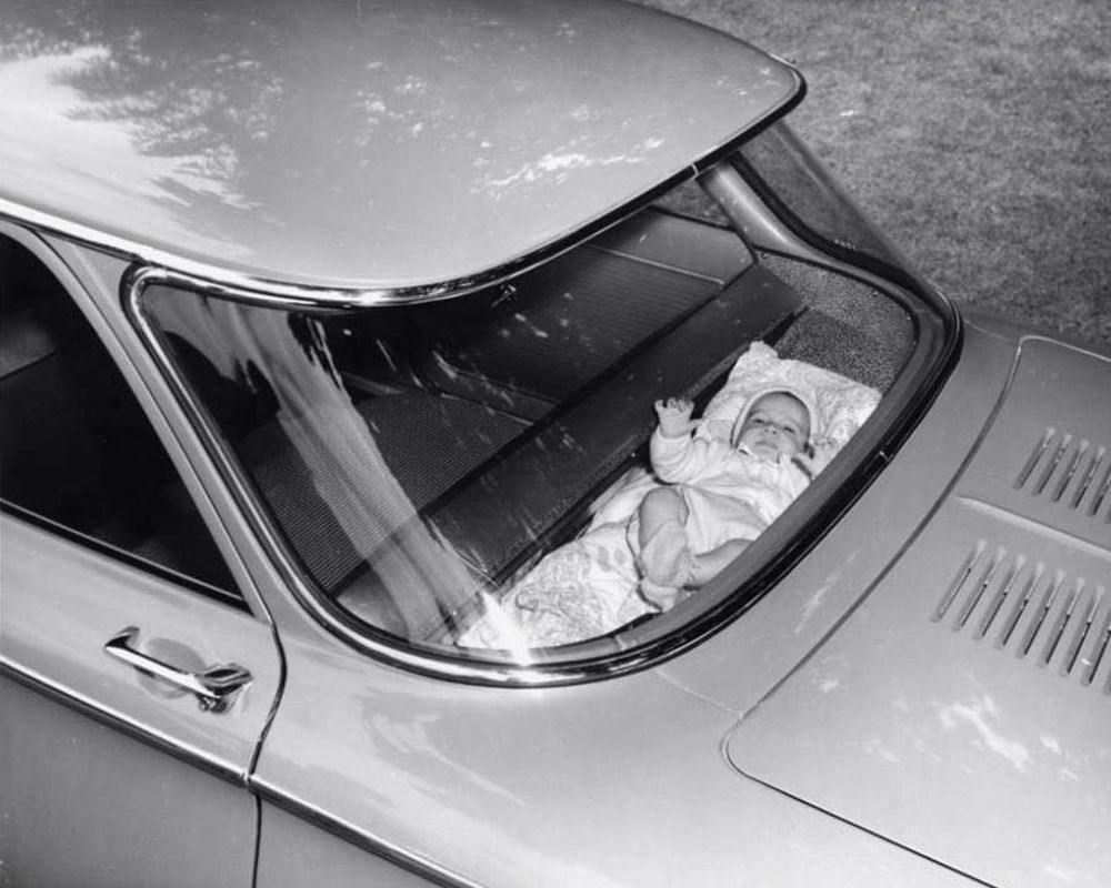 1960-corvair-dash-baby-cradle.jpg