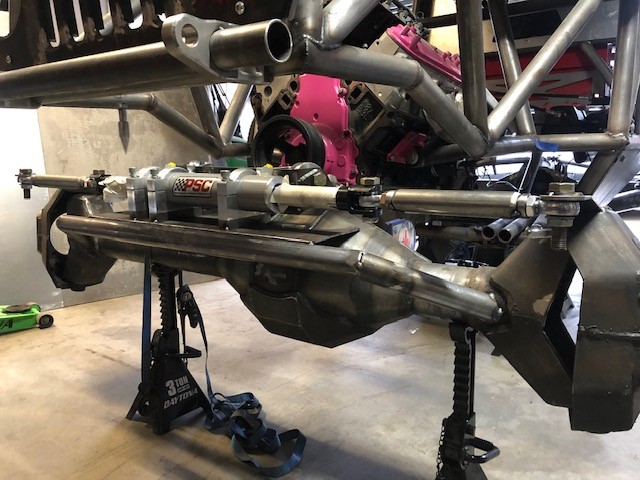 Chassis Axle install.jpg